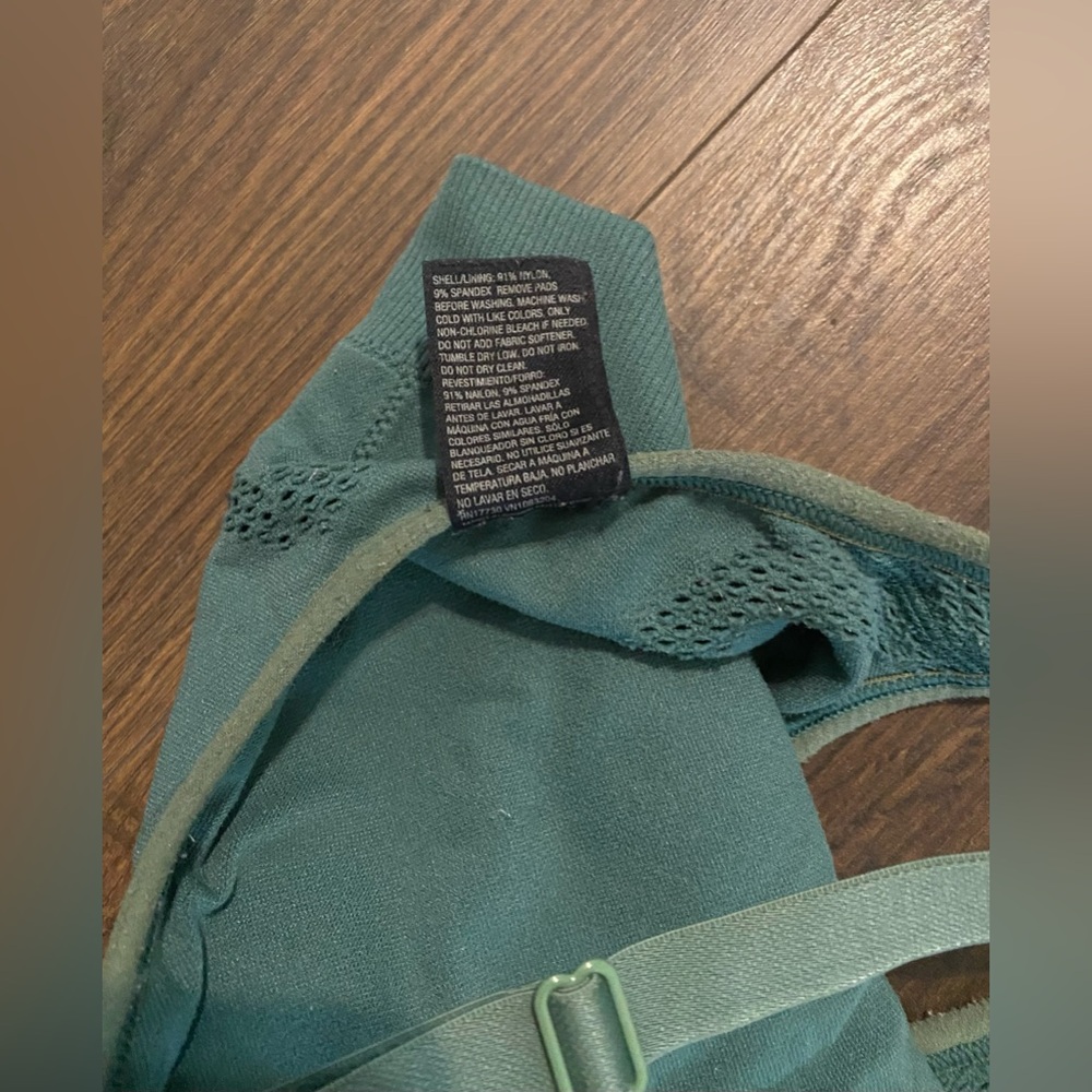Women’s All In Motion Green Sportsbra XS - Picture 5 of 10